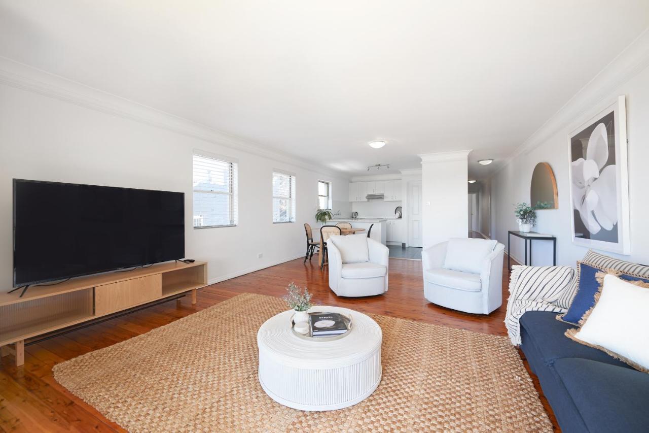 Harbour View Huge 2 Bedroom Entire Residence. Sydney Exterior photo